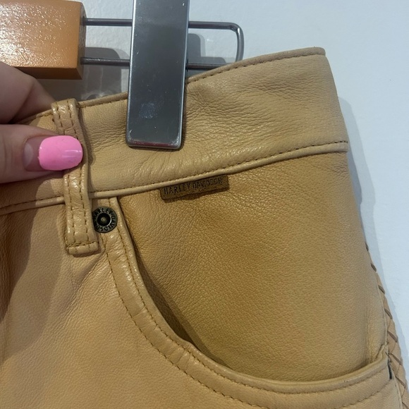 Harley Davidson, size 36/8 , genuine leather pants with tassels, buttery soft - Picture 5 of 8